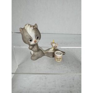 Precious Moments Brighten Someone's Day Skunk Mouse 105953 Enesco 1987 Figurine